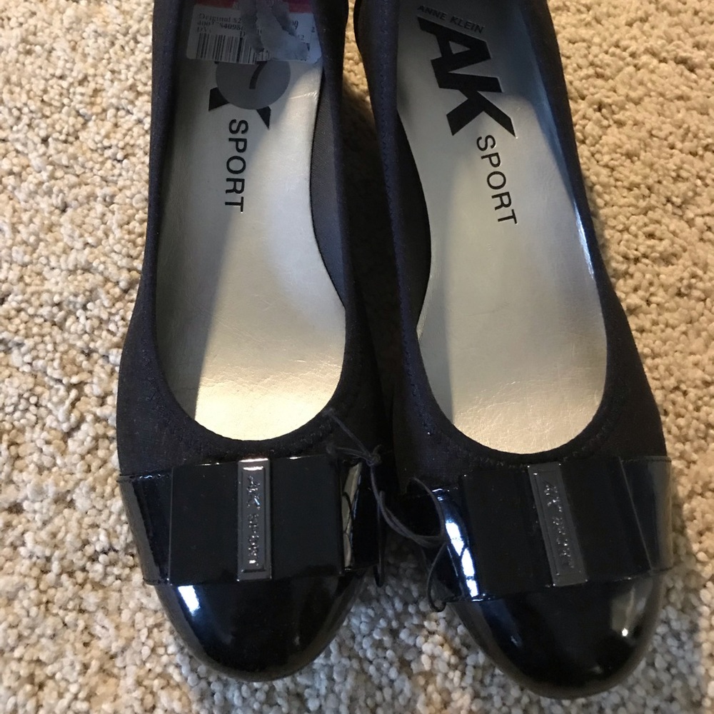 Black Anne Klein Sport Wedges Size7 NWT
